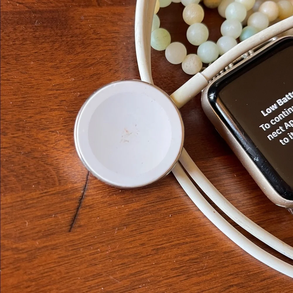 Authentic Apple Watch Series 2 / 42MM with Charger! PLEASE READ DESCRIPTION!!